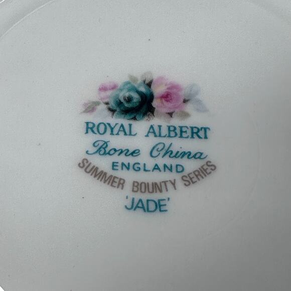 Royal Albert Summer Bounty Series Jade Cup & Saucer Set White Bone China England - Picture 11 of 12